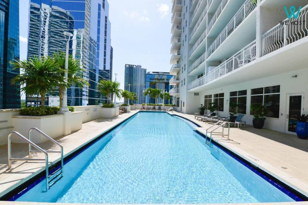 We Host - Amazing Condo Brickell With Ocean-Pool View マイアミ エクステリア 写真